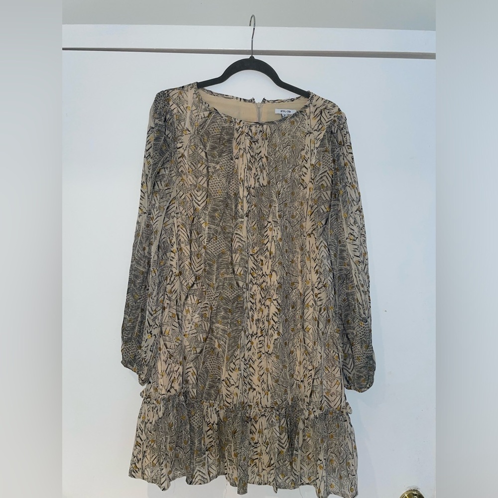 Dress - Picture 4 of 4